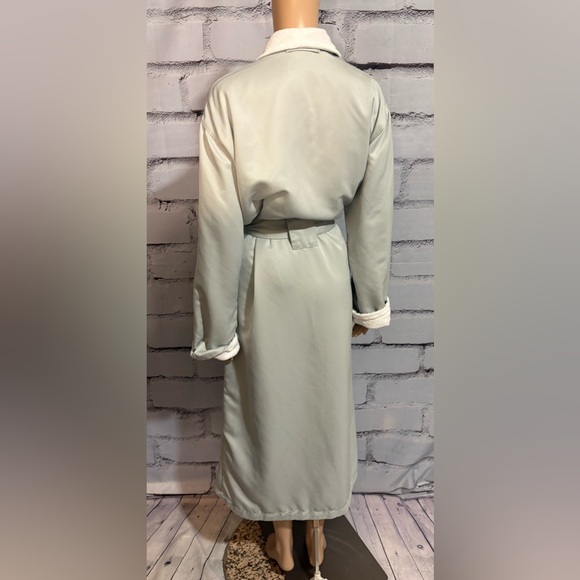 NWOT Decedent Luxurious Restoration Hardware Terry Cloth Lined Robe Size Medium - Picture 2 of 8